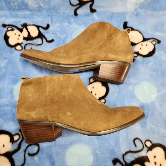 New‎ JCrew Suede Camel Ankle Boots Womens size 8.50 - Picture 4 of 9